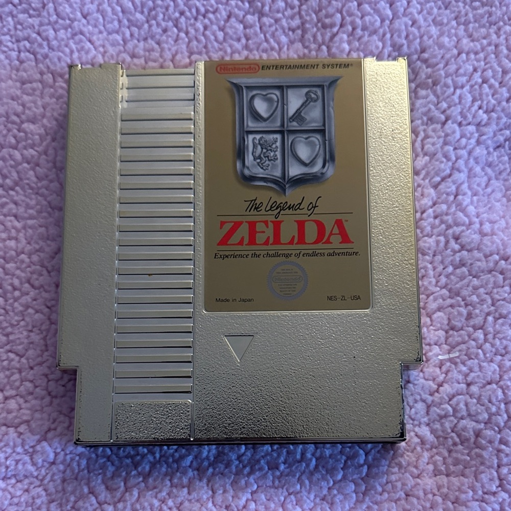 Nintendo The Legend of Zelda Gold Cartridge
